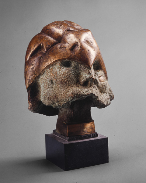Der Helm III