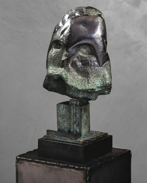 Der Helm VI
