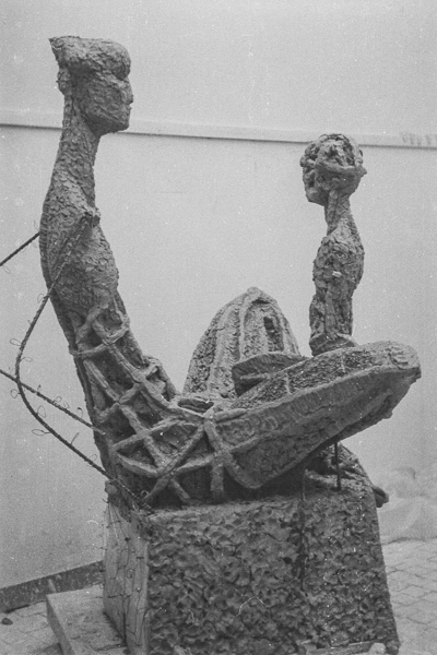 Mutter und Kind (Arbeitsstadium Diplomarbeit), Plastik, Otto Berndt Steffen, 1978, Gips
