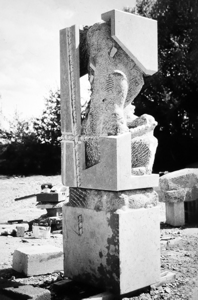 Terrain, Skulptur, Otto Berndt Steffen, 1988, Petit Granit